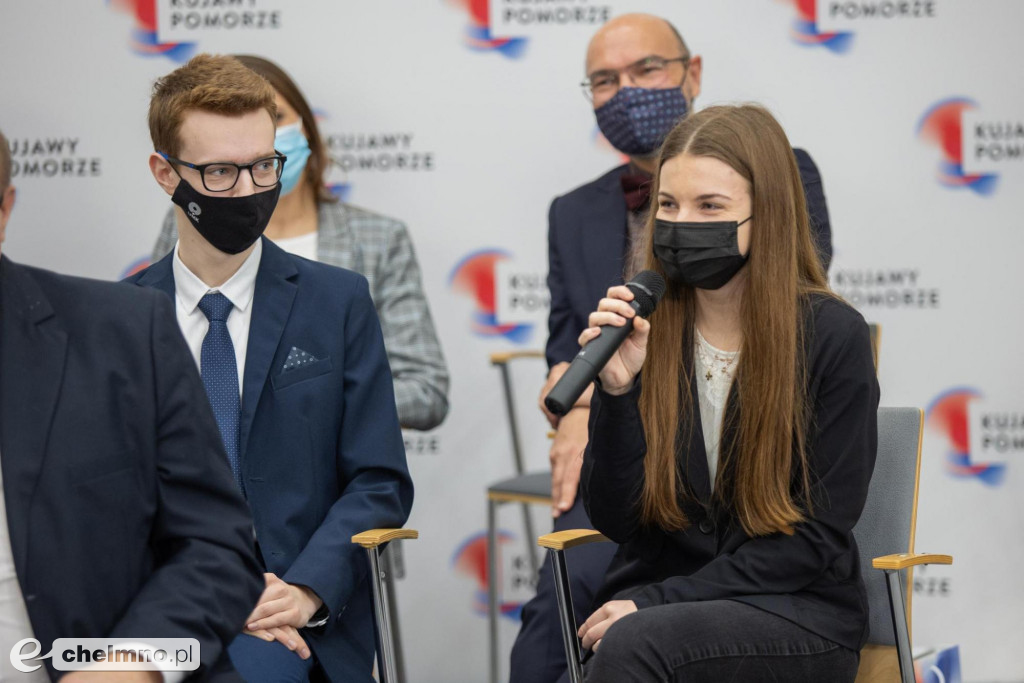 To oni otrzymali stypendia Marszałka