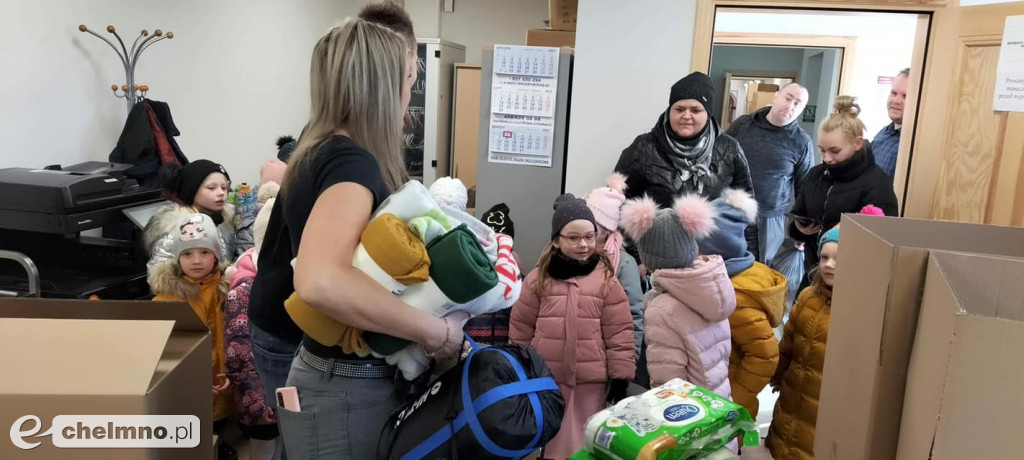 Przedszkolaki z „Tęczowego Zakątka” wspomagają