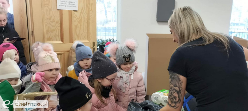 Przedszkolaki z „Tęczowego Zakątka” wspomagają