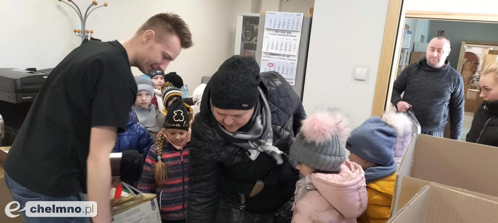 Przedszkolaki z „Tęczowego Zakątka” wspomagają