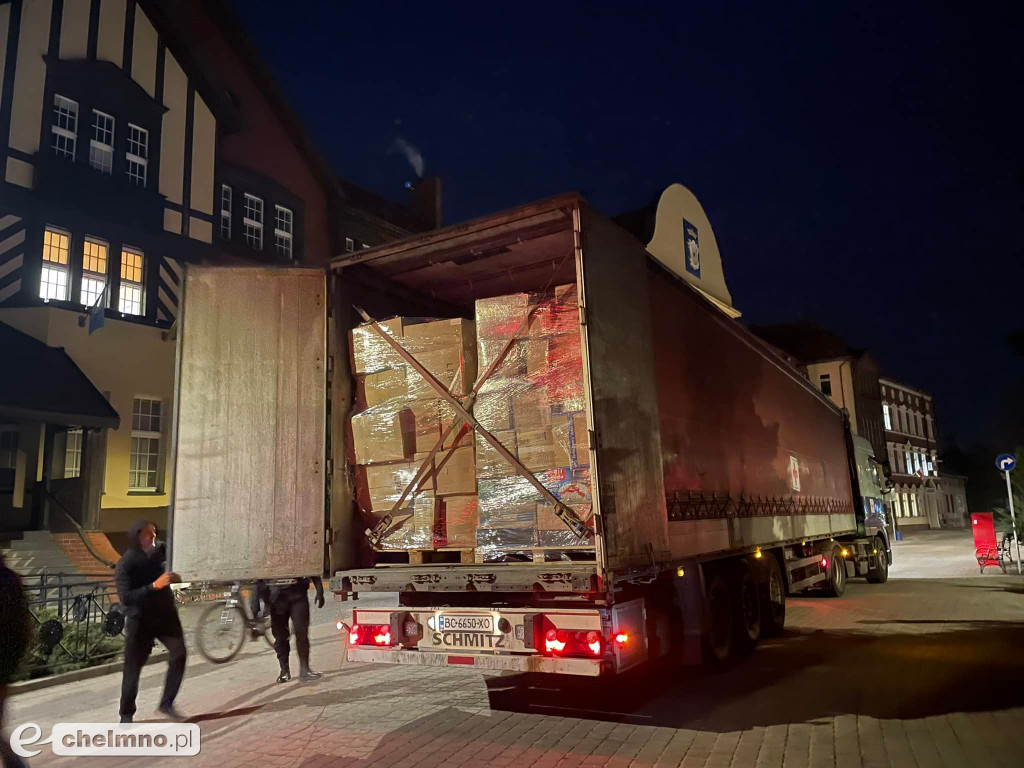 Transporty dla Kaniowa i trwająca zbiórka w Grudziądzkiej 36