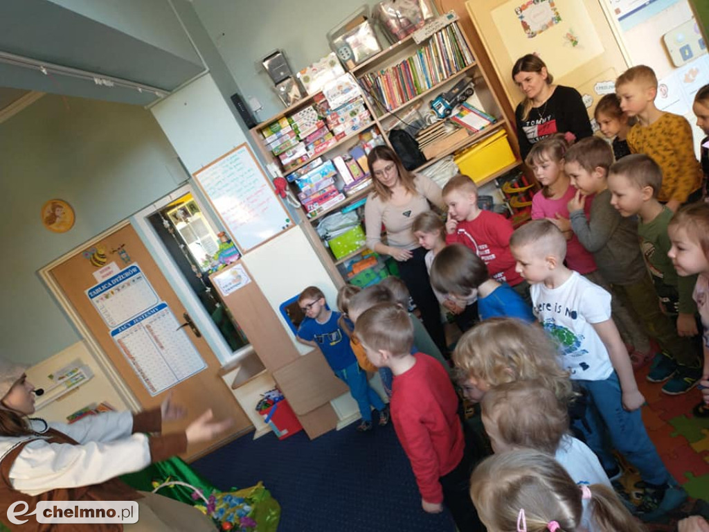 Wiosenne przedstawienie u przedszkolaków w 