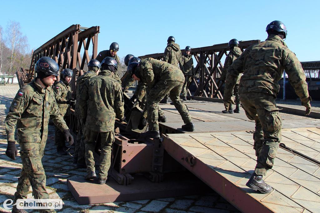 Szkolenie podchorążych AWL