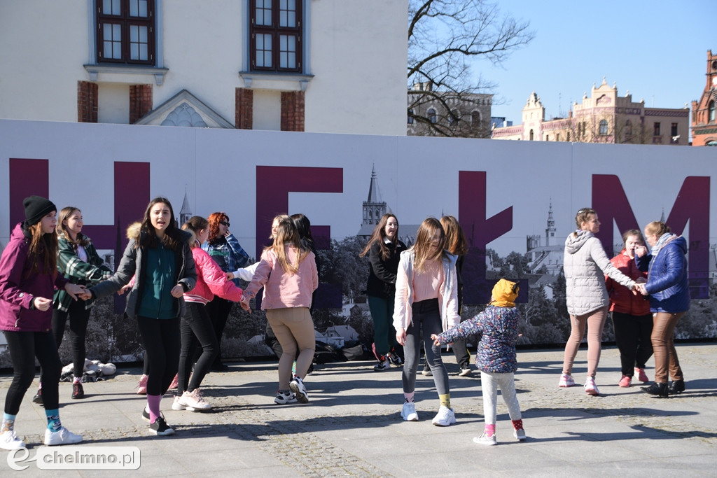 Happening z okazji Światowego Dnia Osób z Zespołem Downa