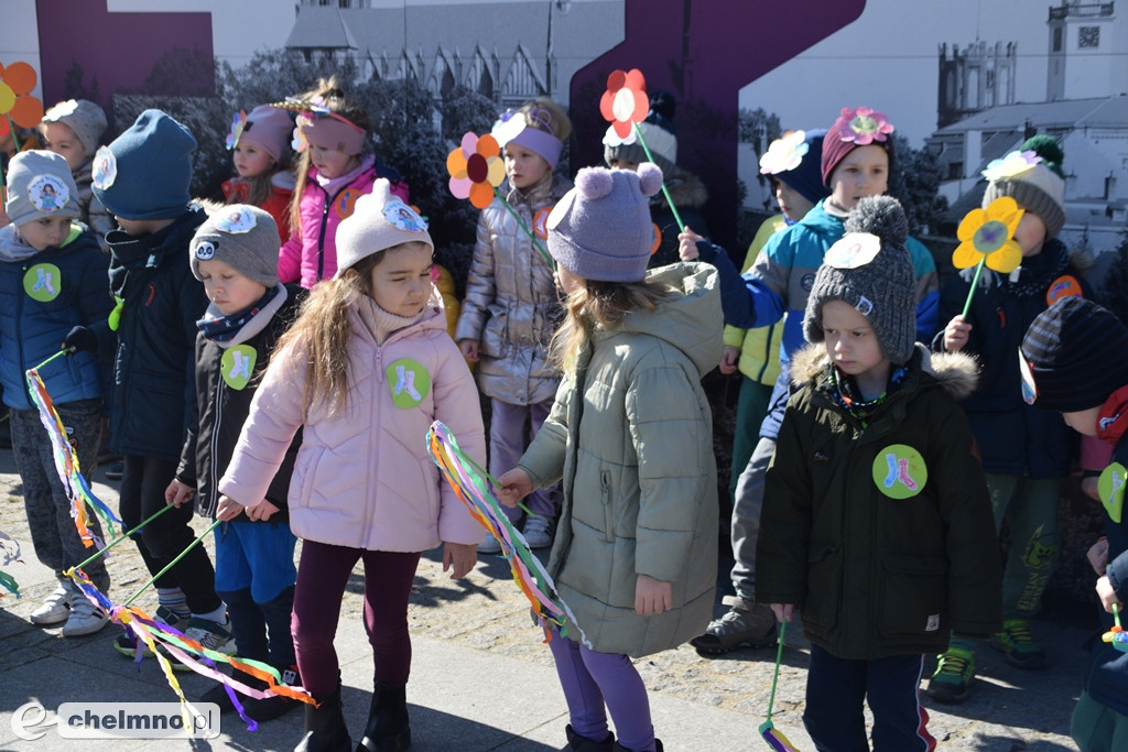Happening z okazji Światowego Dnia Osób z Zespołem Downa