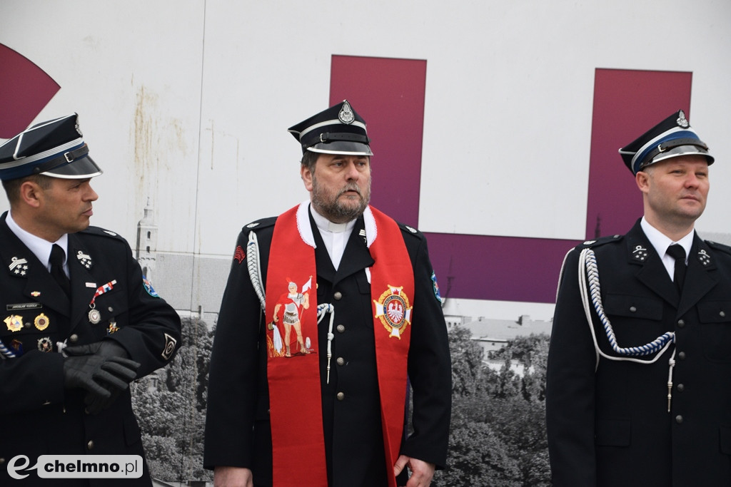 Uroczyste przekazanie i poświęcenie samochodu OSP