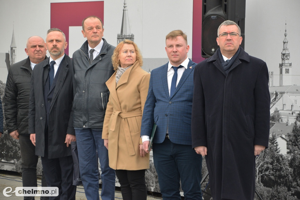 Uroczyste przekazanie i poświęcenie samochodu OSP