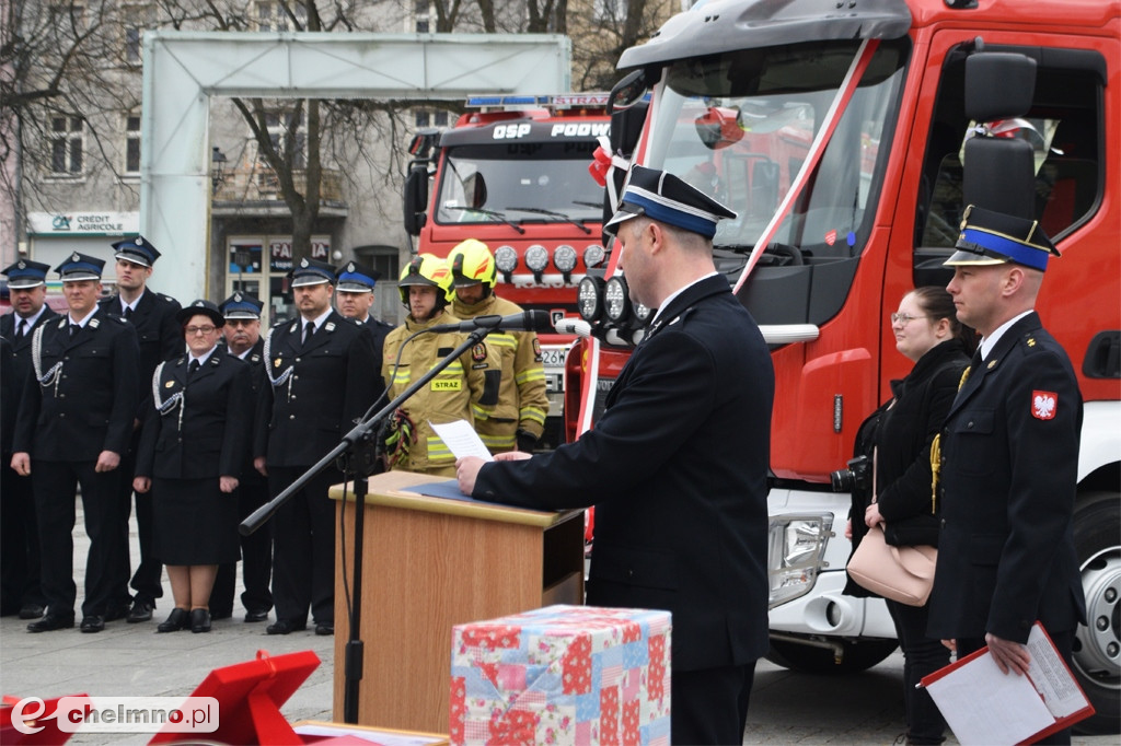 Uroczyste przekazanie i poświęcenie samochodu OSP