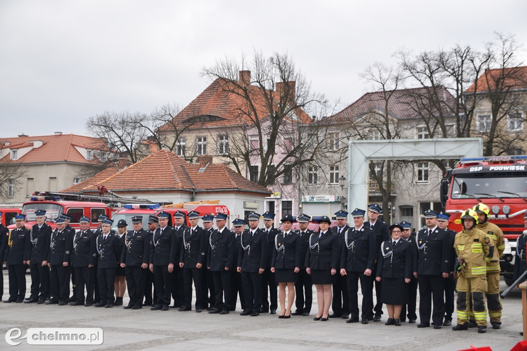Uroczyste przekazanie i poświęcenie samochodu OSP