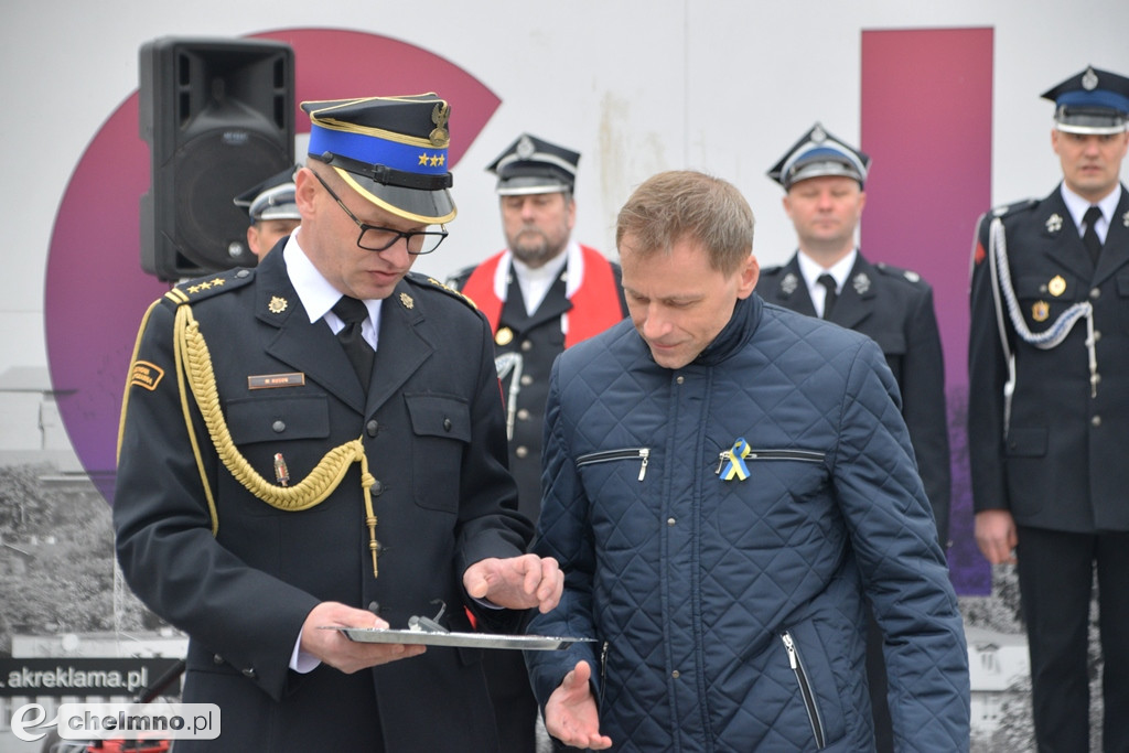 Uroczyste przekazanie i poświęcenie samochodu OSP