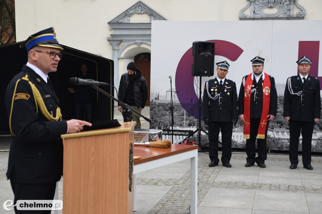 Uroczyste przekazanie i poświęcenie samochodu OSP