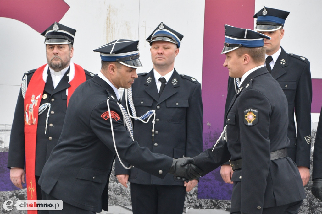 Uroczyste przekazanie i poświęcenie samochodu OSP