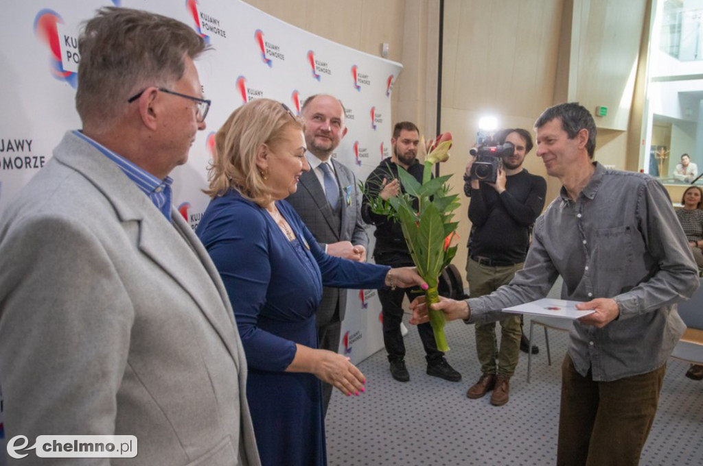 Artyści ze stypendiami