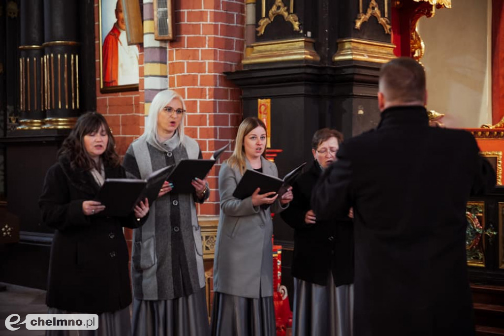 Chór Collegium Cantorum zaśpiewa podczas Misterium Męki Pańskiej