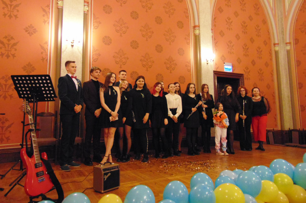Koncert Solidarni z Ukrainą w ZSO nr 1
