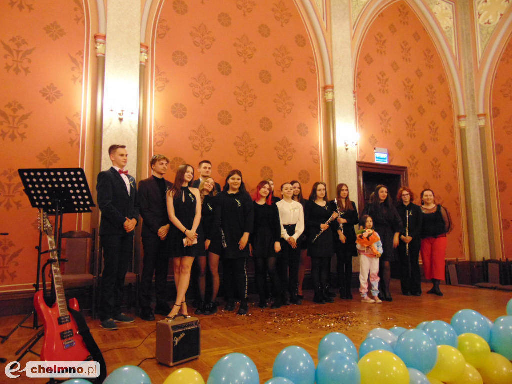 Koncert Solidarni z Ukrainą w ZSO nr 1