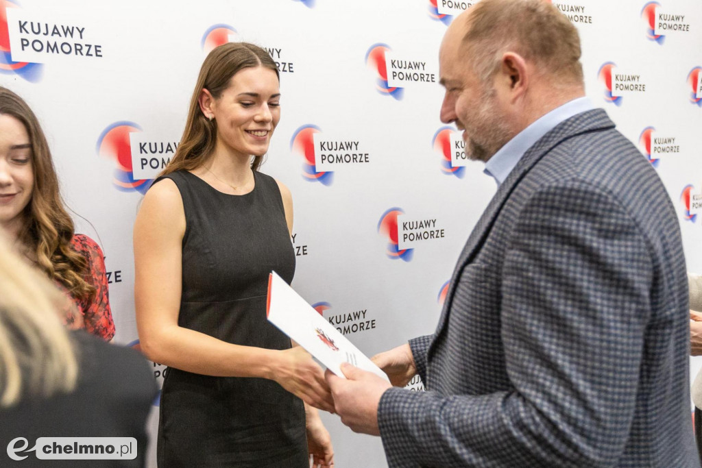 Najlepsi sportowcy z marszałkowskimi stypendiami