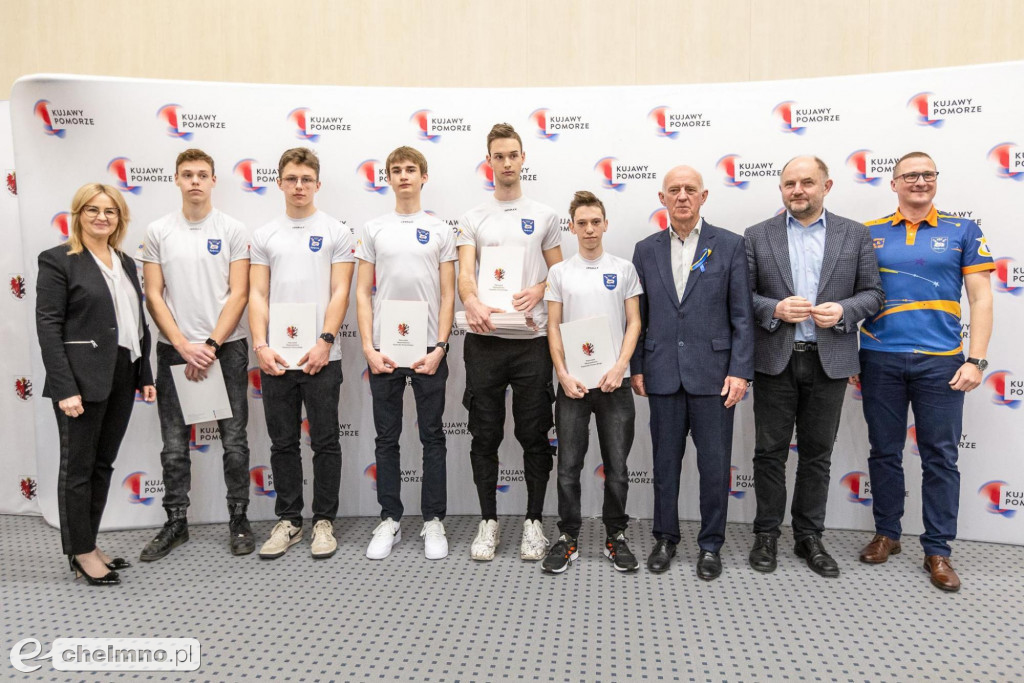 Najlepsi sportowcy z marszałkowskimi stypendiami