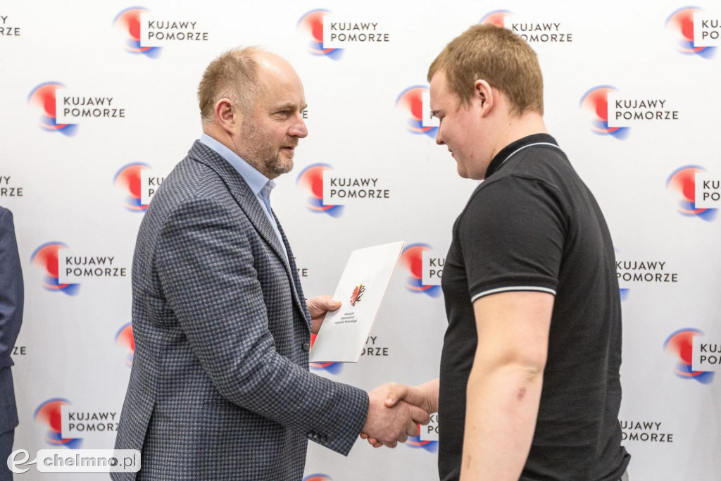Najlepsi sportowcy z marszałkowskimi stypendiami