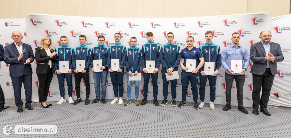 Najlepsi sportowcy z marszałkowskimi stypendiami