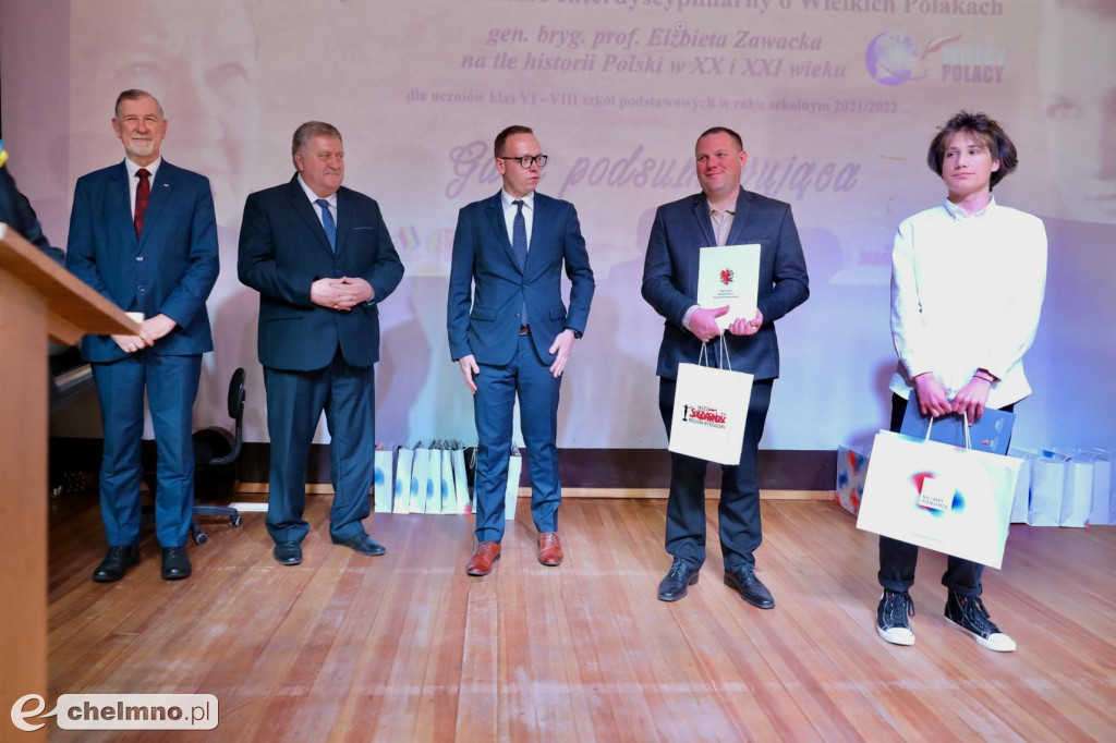 Zwyciężyli w konkursie wiedzy o wielkich Polakach