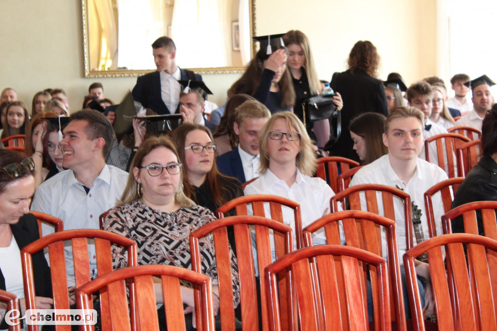 Fotogaleria pożegnania absolwentów ZS nr 2