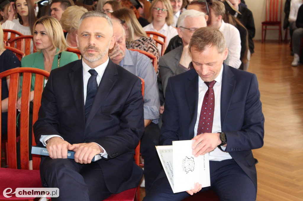 Fotogaleria pożegnania absolwentów ZS nr 2