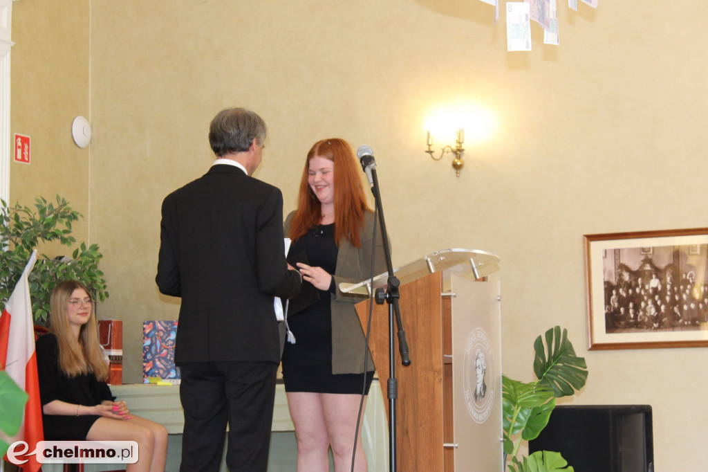 Fotogaleria pożegnania absolwentów ZS nr 2