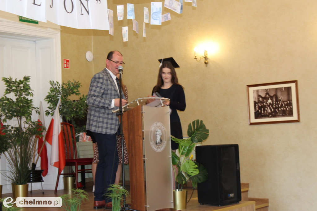 Fotogaleria pożegnania absolwentów ZS nr 2