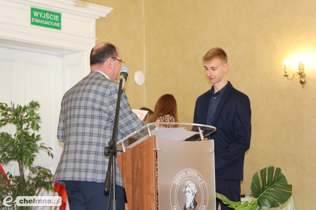 Fotogaleria pożegnania absolwentów ZS nr 2