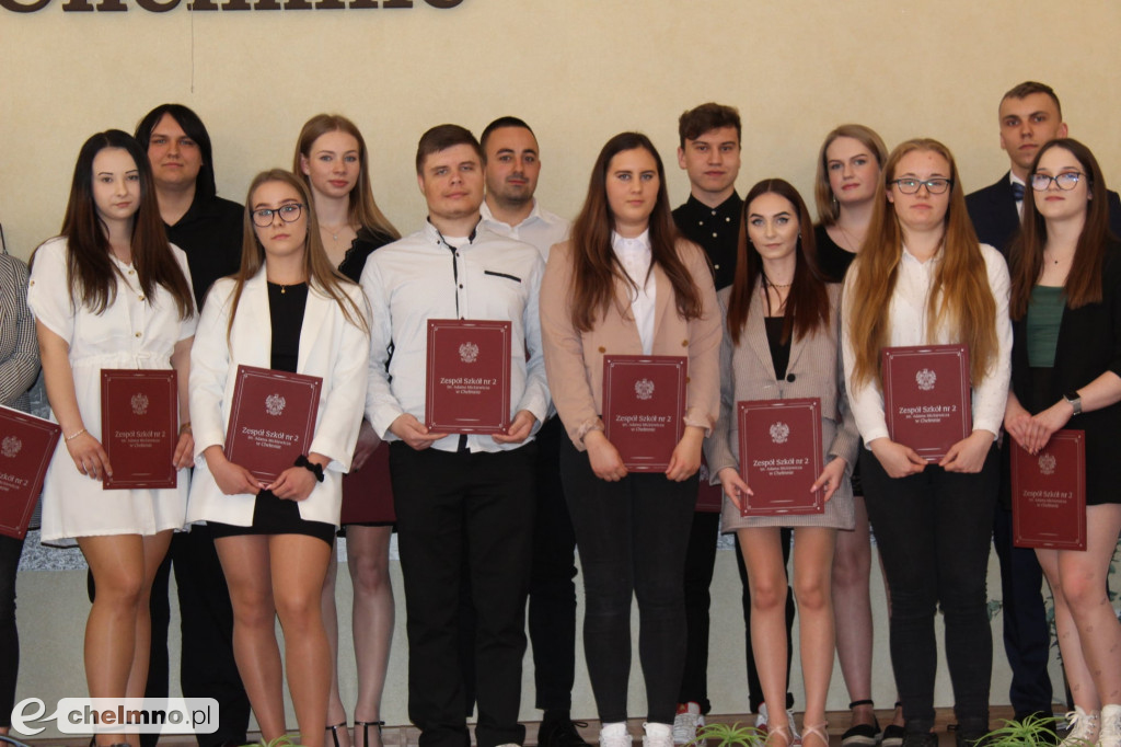 Fotogaleria pożegnania absolwentów ZS nr 2