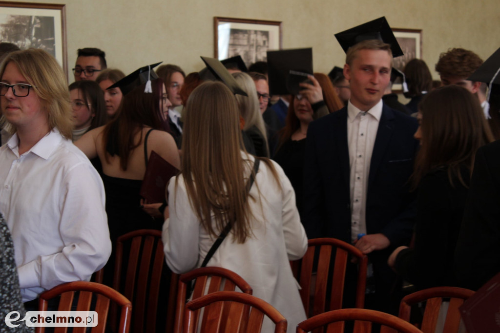 Fotogaleria pożegnania absolwentów ZS nr 2