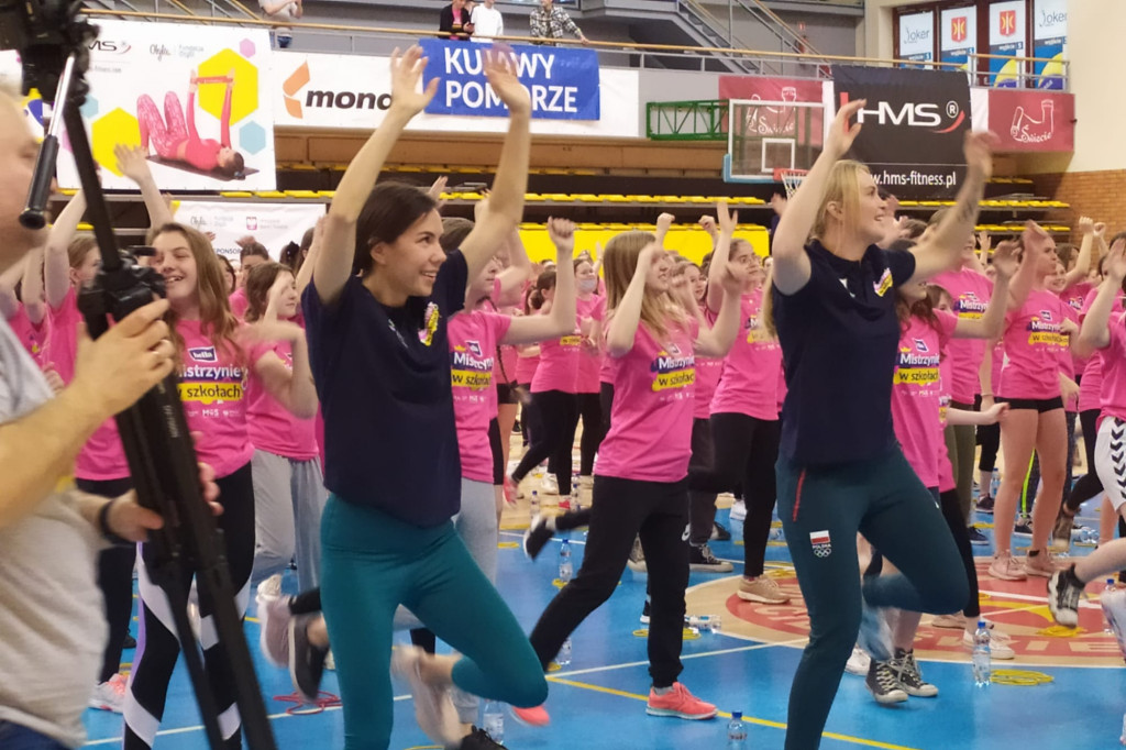 Lekcja wf z mistrzyniami sportu