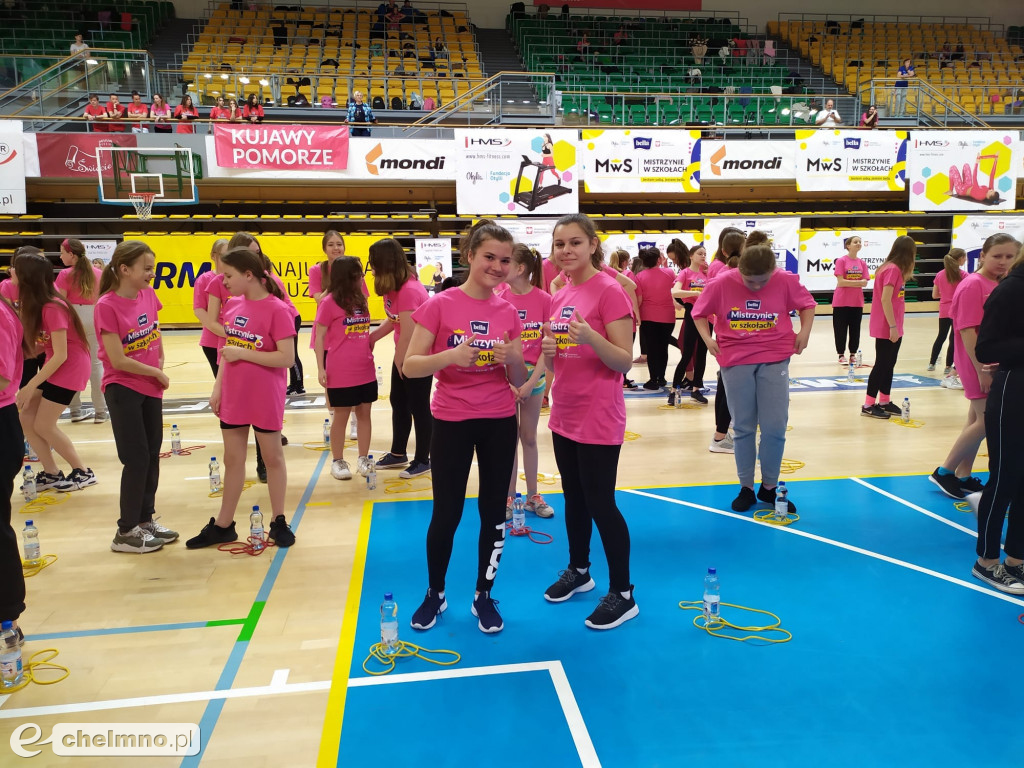 Lekcja wf z mistrzyniami sportu