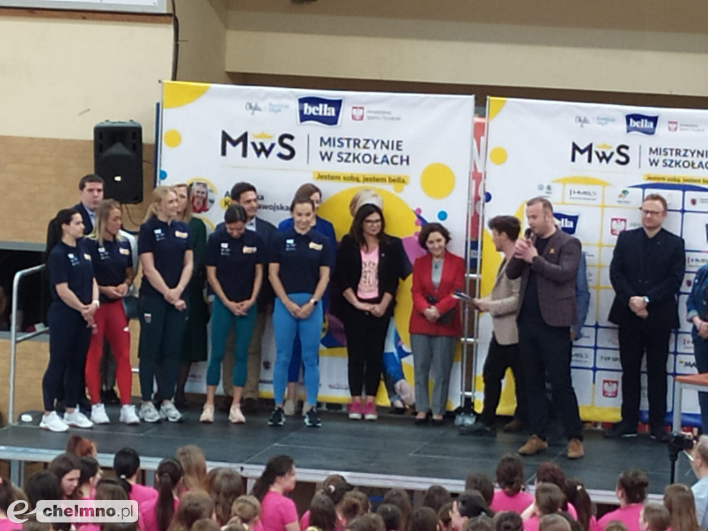 Lekcja wf z mistrzyniami sportu