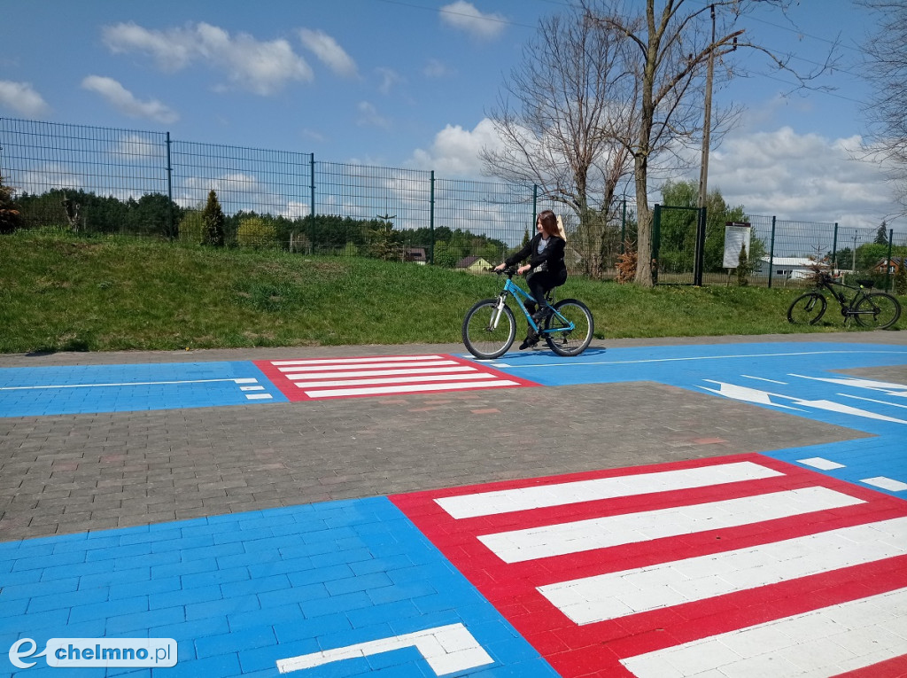 Uczniowie SP w Podwiesku zdawali na kartę rowerową