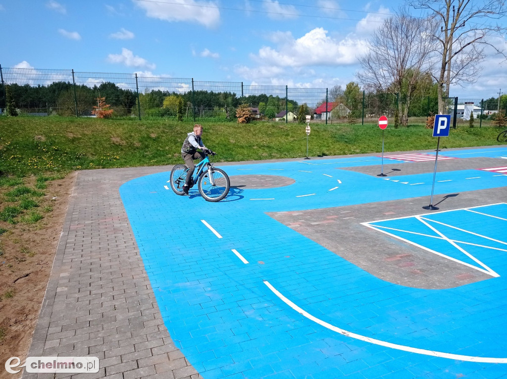 Uczniowie SP w Podwiesku zdawali na kartę rowerową