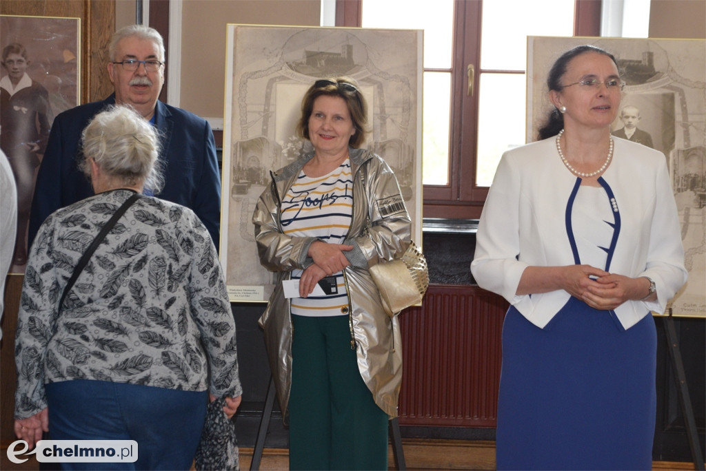 Interesujące otwarcie wystawy „Moja Pierwsza Komunia św.”