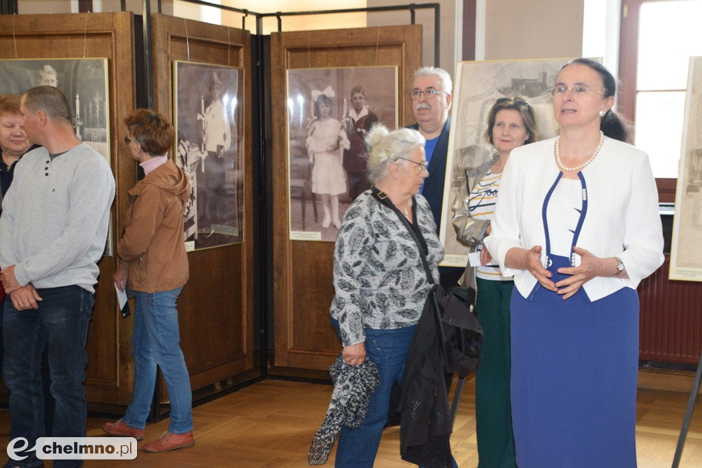 Interesujące otwarcie wystawy „Moja Pierwsza Komunia św.”