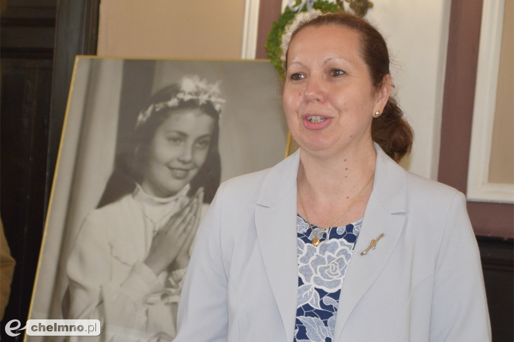 Interesujące otwarcie wystawy „Moja Pierwsza Komunia św.”