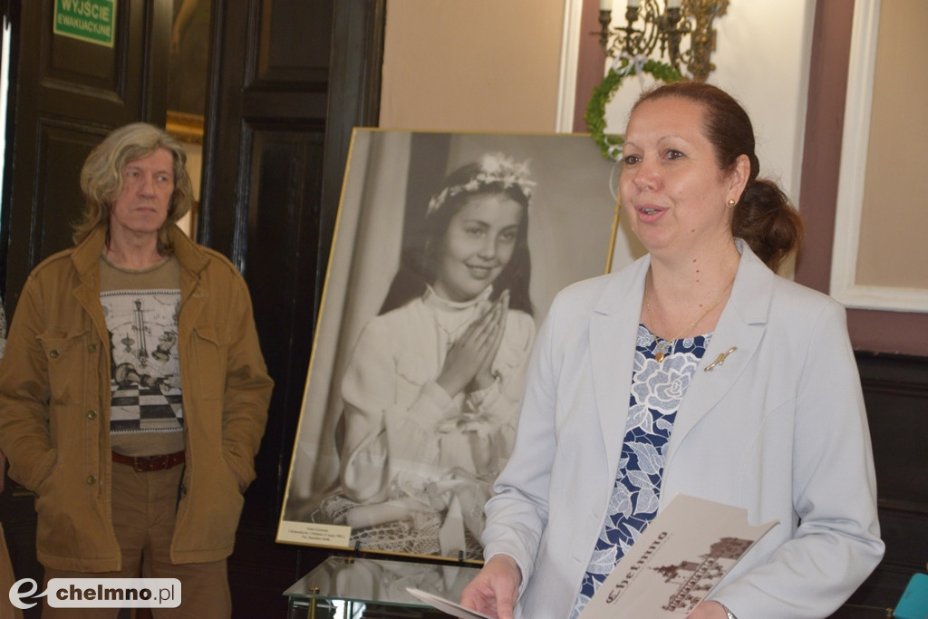 Interesujące otwarcie wystawy „Moja Pierwsza Komunia św.”