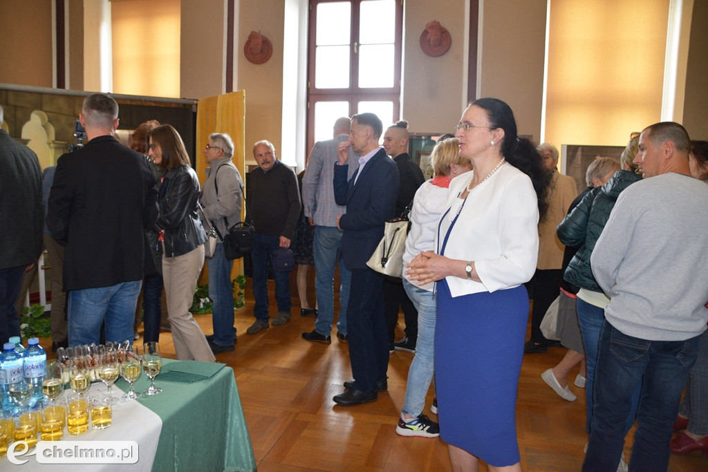 Interesujące otwarcie wystawy „Moja Pierwsza Komunia św.”