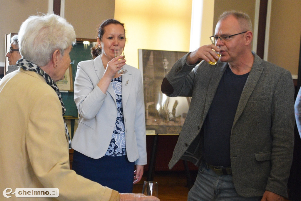 Interesujące otwarcie wystawy „Moja Pierwsza Komunia św.”