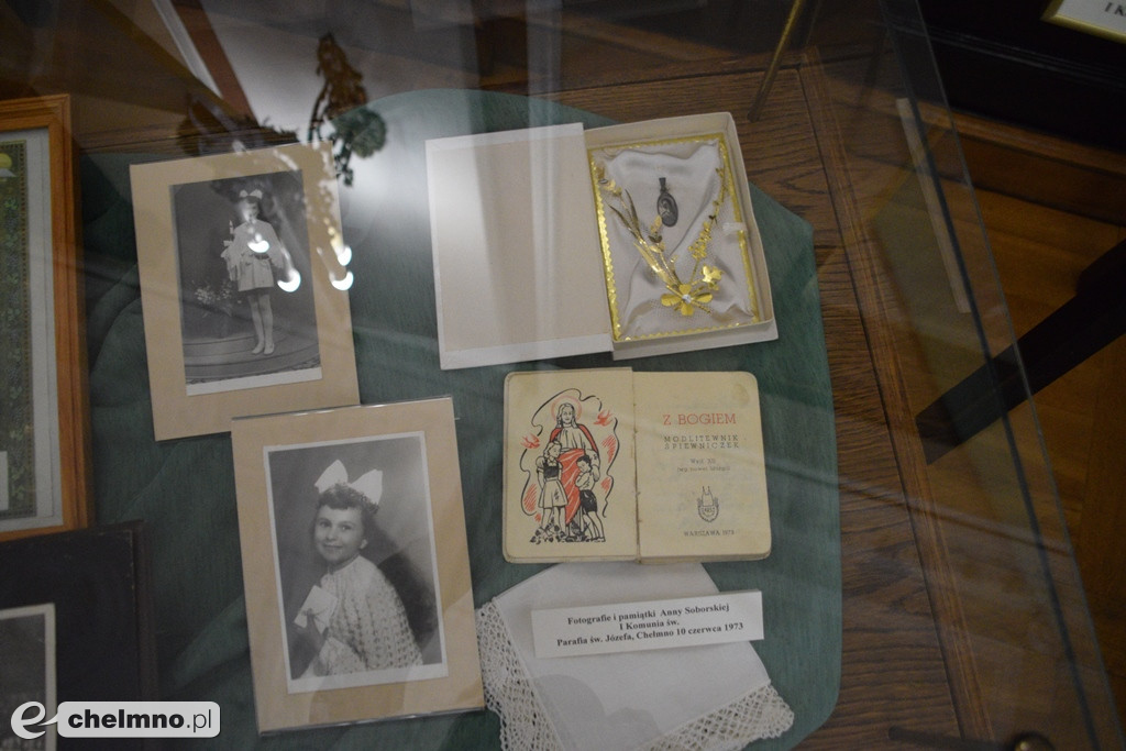 Interesujące otwarcie wystawy „Moja Pierwsza Komunia św.”