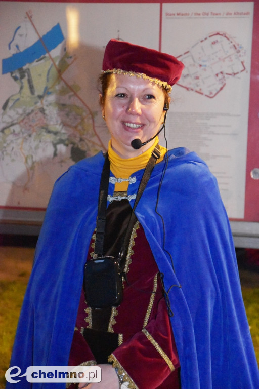 Duże zainteresowanie nocnym spacerkiem po Chełmnie