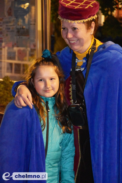 Duże zainteresowanie nocnym spacerkiem po Chełmnie