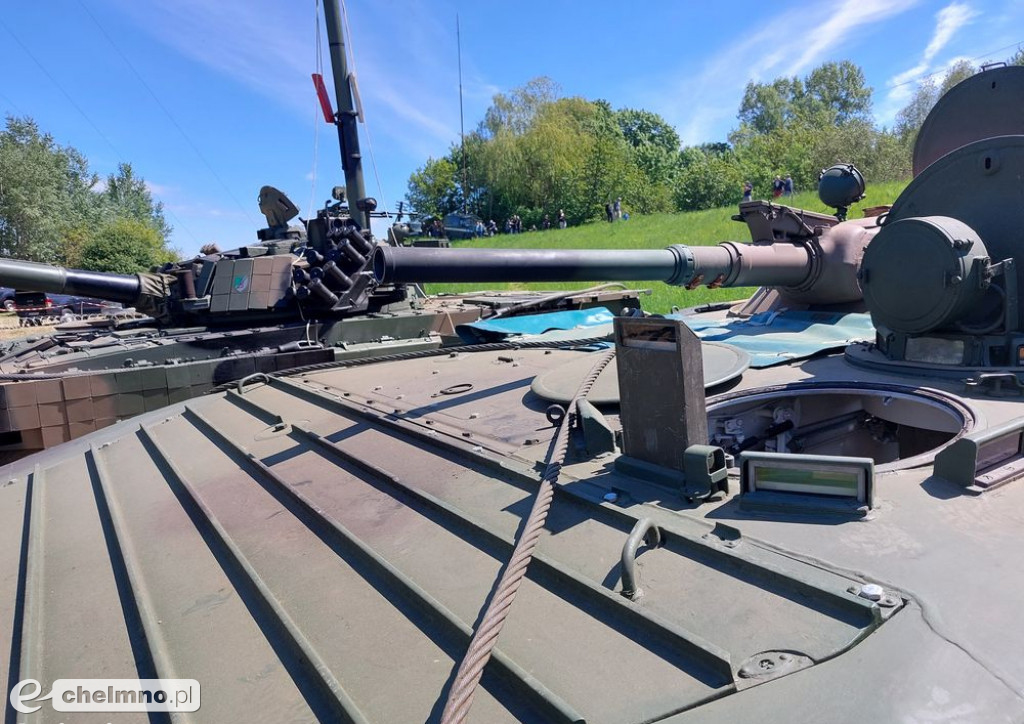 F 16 i śmigłowce na niebie, wybuchy pod Chełmnem