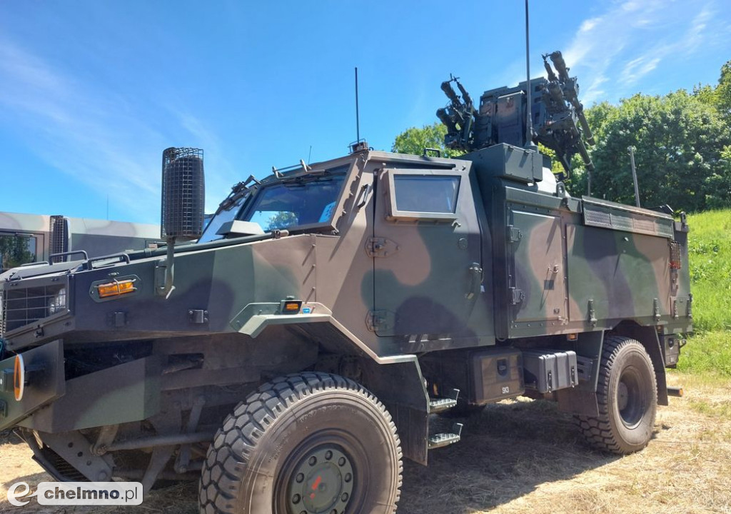F 16 i śmigłowce na niebie, wybuchy pod Chełmnem