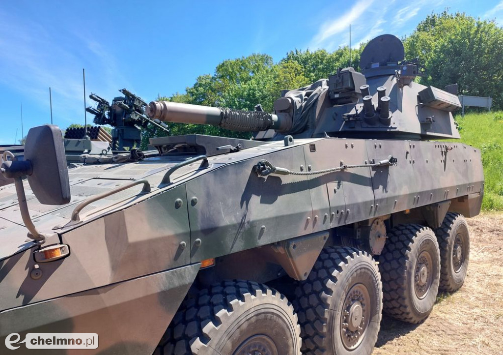 F 16 i śmigłowce na niebie, wybuchy pod Chełmnem