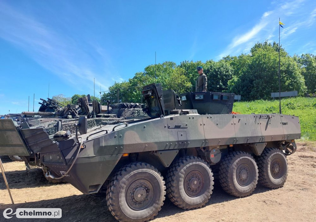 F 16 i śmigłowce na niebie, wybuchy pod Chełmnem